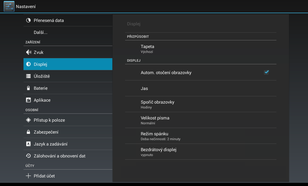 32 NASTAVENÍ OBRAZOVKY NASTAVENÍ V sekci Nastavení > Zařízení > Obrazovka lze nastavit následující parametry: Jas; Tapeta; Autom.