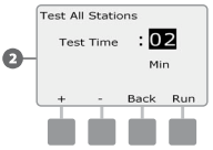 Test všech sekcí Všechny sekce připojené k ovládací jednotce lze spustit v sekvenčním testovacím režimu.