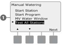 POZNÁMKA: do testu budou zahrnuty pouze sekce, které mají v programu vloženou nějakou dobu závlahy. Otočte přepínač na pozici Manual Watering (manuální zavlažování).