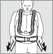 Zvedněte přístroj přes hlavu tak, aby Vám hlava zůstala mezi dýchacími hadicemi, a nechejte přístroj sklouznout na záda, až se ramenní popruhy zachytí na Vašich ramenou.