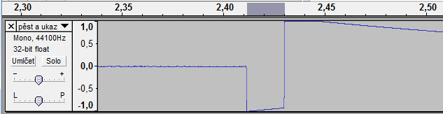 NÁMĚTY K EXPERIMENTŮM Rychlost ruky - uchytněte závoru do stativu tak, aby bylo možné promáchnout rukou, aniž byste vrazili do stolu.