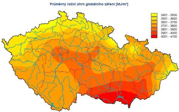 Mapa globálního slunečního záření vychází z dlouhodobých meteorologických měření.