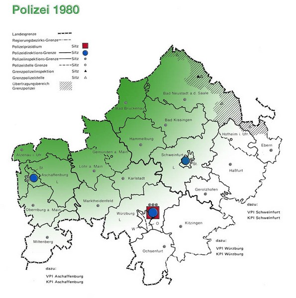 29 Zajímavý pohled do vývoje na mikroúrovni přináší server presidia Untefranken, který mimo jiné srovnává rozložení policejních sil v území mezi lety 1950 (kdy například existovala ještě Pohraniční