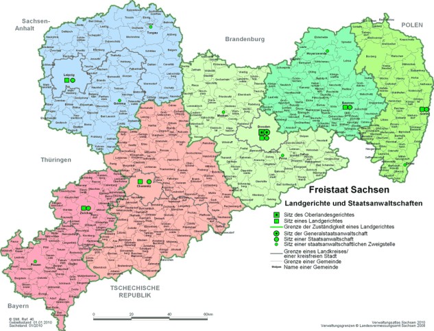 Reforma (snížení mezičlánků v oblasti veřejné správy) byla do nemalé míry motivována snahou překlenout masivní vylidňování Saska (mezi lety 1990 a 2005 se jednalo o úbytek 13,01 % obyvatel,