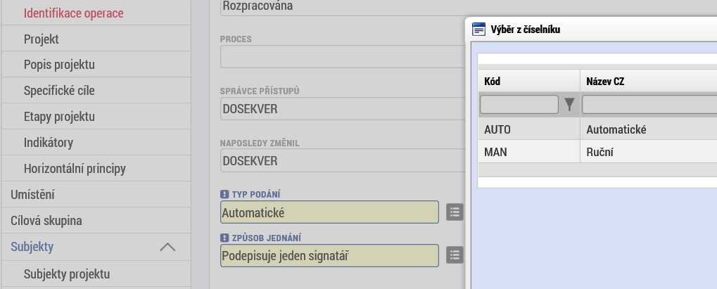 Elektronické podání žádosti o podporu Po zpracování Žádosti o podporu jsou umožněny dva typy podání (záložka Identifikace operace): Automatické podání - žádost je odeslána automaticky po podpisu