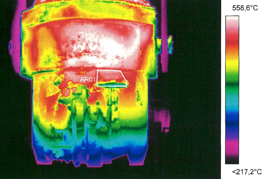 Obr. 4 Maximální teplota ve VD během zpracování Také jsme měřili povrchovou teplotu pánve pomocí termokamery ihned (nejpozději 15 min) po vytažení z VD.