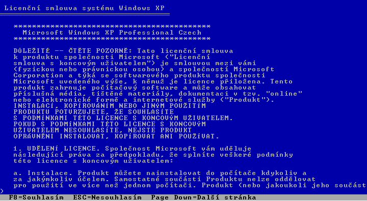 2 DISKOVÉ ODDÍLY Obrázek 3 - Dialog při instalaci Win XP[1] V následujícím kroku se nám zobrazí licenční podmínky firmy Microsoft.