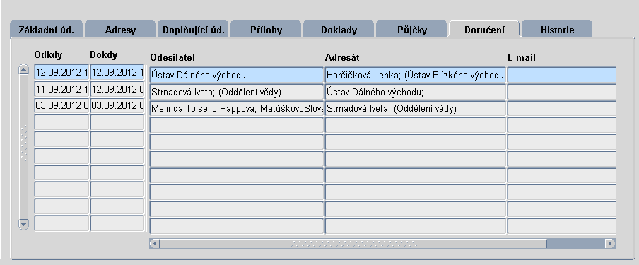 a) Typ adresáta (pokud žádost posíláme na další ZS, zvolíme U ), uzel, způsob doručení (osobní předání) a standardní doručovací cestu (pokud žádost dáte zaměstnanci podatelny) nebo přímou doručovací