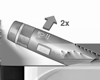 Osvětlení 111 Dynamické osvětlení zatáček Kužel světla se otáčí podle polohy volantu a rychlosti, tím zlepšuje osvětlení v zatáčkách. Kontrolka f 3 91.