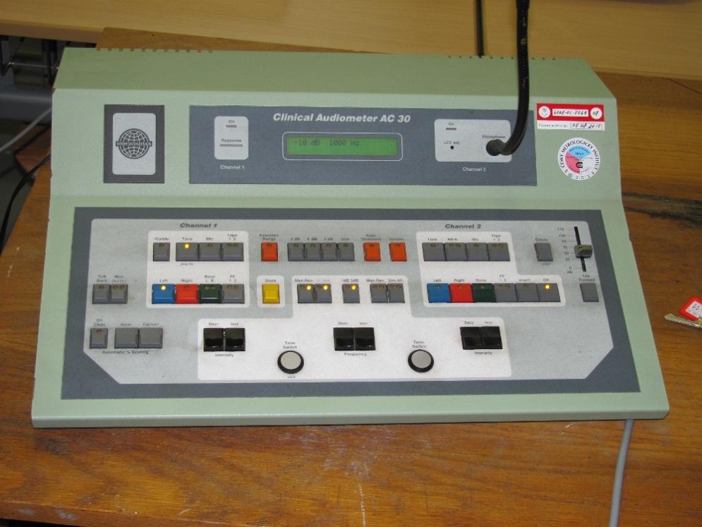 Obrázek č. 5 Clinical Audiometer AC 30 3.1.2.