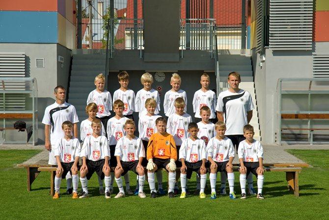 FC Hradec Králové U12 Od chlapců, kteří přišli z kategorie elevů, očekáváme velkou chuť se zlepšovat v jejich individuálních dovednostech.