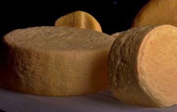 v.s. plnotučný sýr minimálně 45 % t.v.s. smetanový sýr minimálně 55 % t.v.s. vysokotučný sýr minimálně 65 % t.