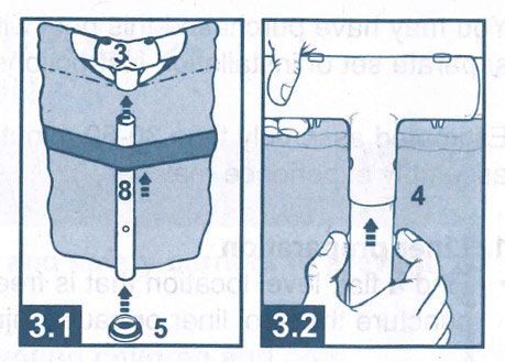 2) - Uchopte horní vzpěry rámu bazénu na 2 3 místech a zatřeste bazénem. Tak zkontrolujete, zda jsou všechny spojky a vzpěry správně upevněny.