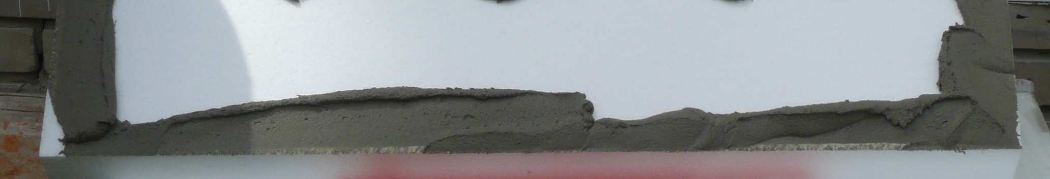 bázi, pro minerální podklady) TermoKleber RS (na cementové bázi, pro minerální podklady, rychle tuhnoucí pro nepříznivé klimatické podmínky) TermoUni (na cementové bázi, pro všechny minerální a