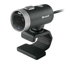 Technické vybavení Webová kamera v noteboocích vestavěná, jinak je potřeba koupit