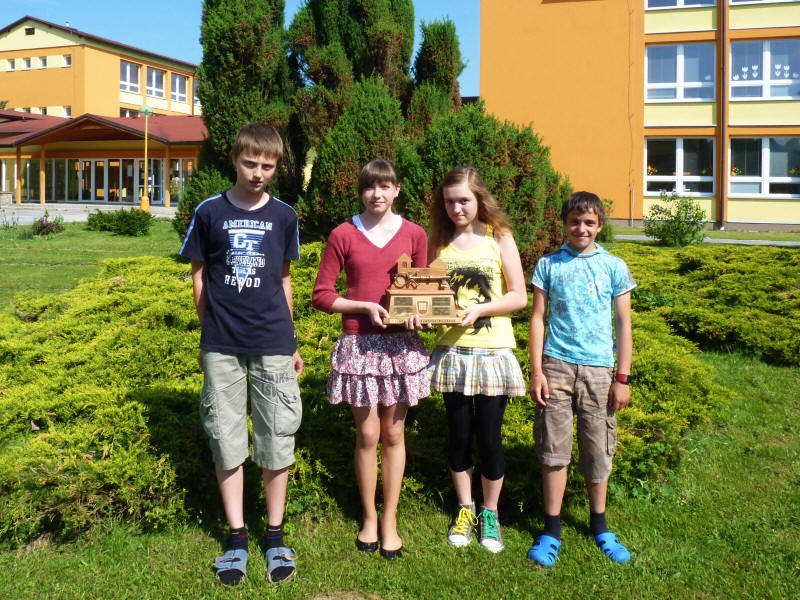 O zlatý klíč Brumovského hradu Dne 18. 5. 2011 se žáci 7. A účastnili soutěže O zlatý klíč Brumovského hradu.
