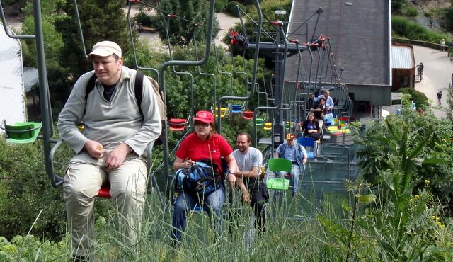 Ročník VIII, číslo 37, září 2014 Vážení čtenáři, co nového a zajímavého prožili v letních měsících uživatelé STROOMu se dozvíte z dalšího čísla STROOMOVIN, které máte zrovna před sebou.