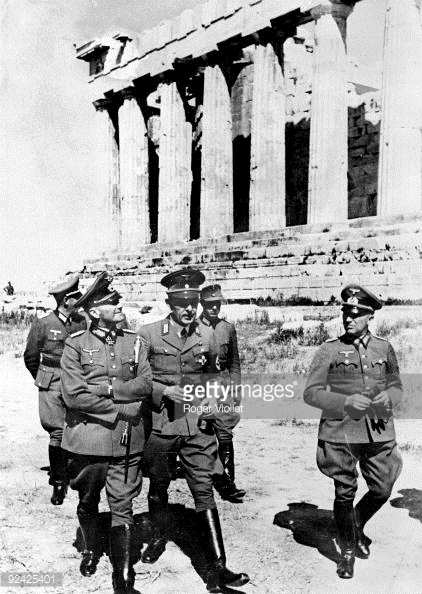 ÚTOK NA BALKÁN -Mussolini: znepokojen úspěchy N, říjen 1940 - pokus dobýt