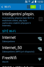 19 z 35 Přihlášení a odhlášení Wi-Fi sítě Dále stisknete ikonu Wi-Fi. Wi-Fi zapnete/vypnete stisknutím vypínače v horní liště. Telefon začne automaticky vyhledávat okolní Wi-Fi sítě.