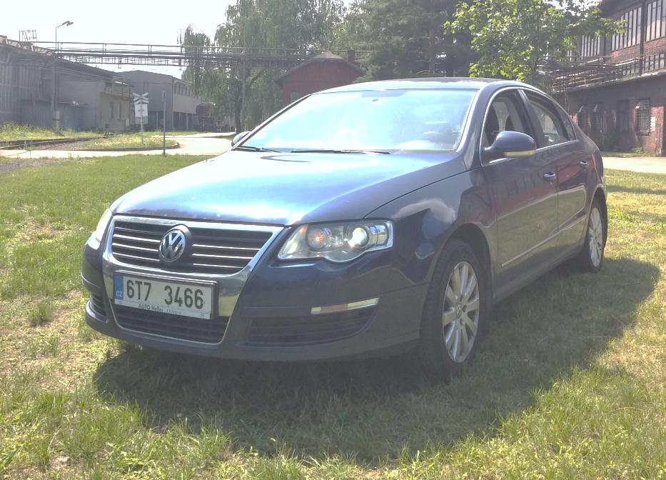 osobní automobil, sedan rok první registrace 2010 271 941 km objem motoru 1 390 ccm benzín + CNG 110 kw platnost STK 03/2018 tmavě modrá metalíza převodovka manuální automatická klimatizace,