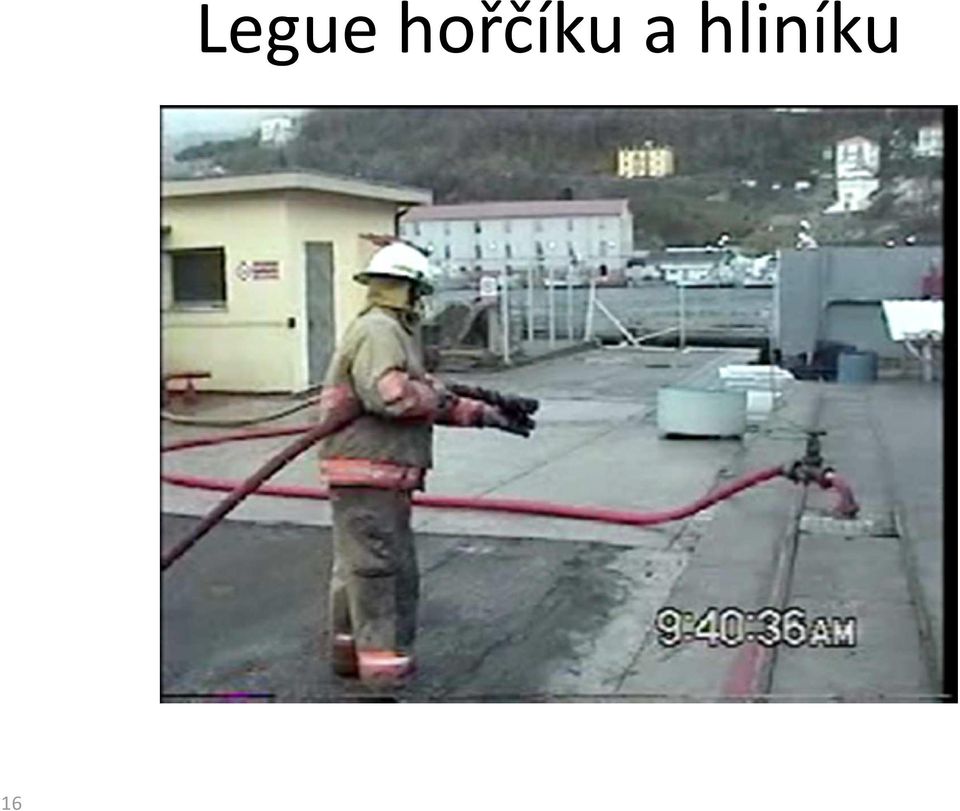 hliníku