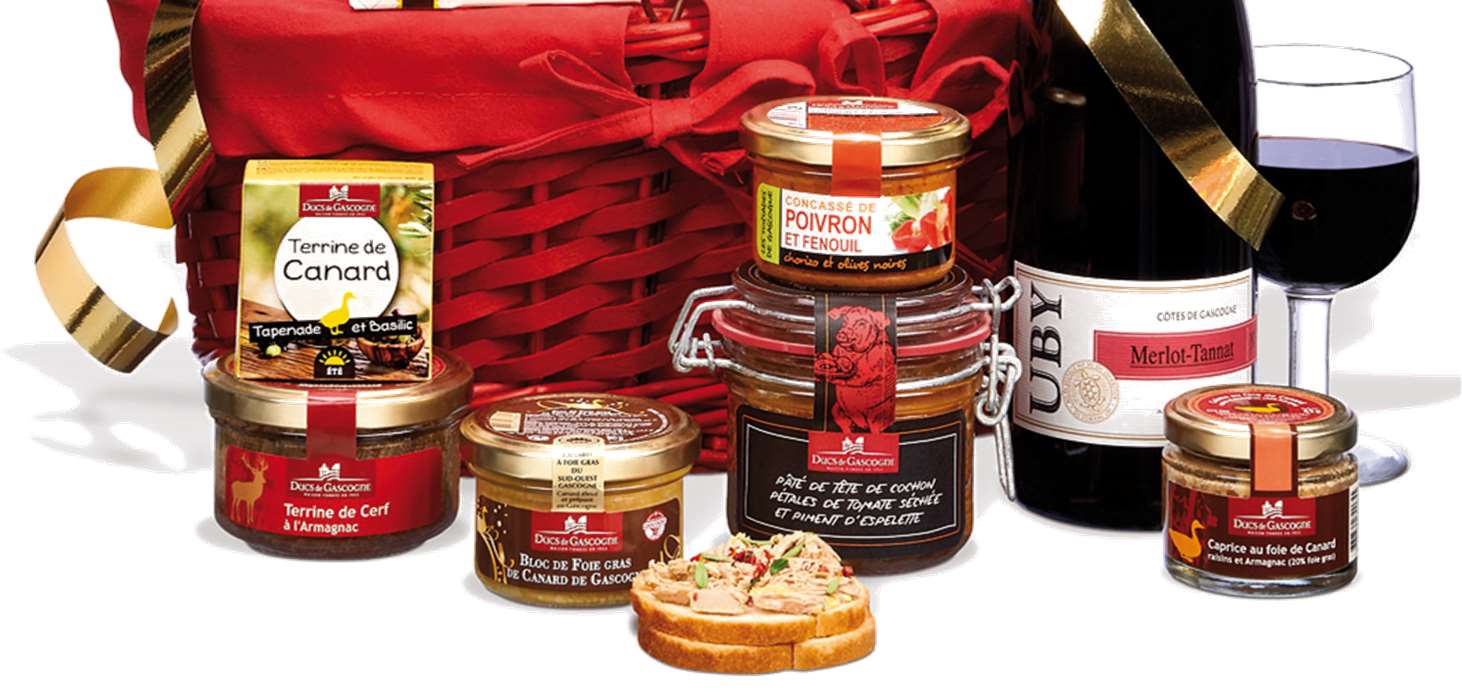 Rouge Gourmand Kód : 960214 Cena bez DPH (15%): 1 229 Kč Kachní Foie Gras z regiónu Gaskoňska v bloku, 90g Pate z vepřové hlavy Cochon se sušenými rajčaty a paprikou Espelette, 180g Kachní terina s