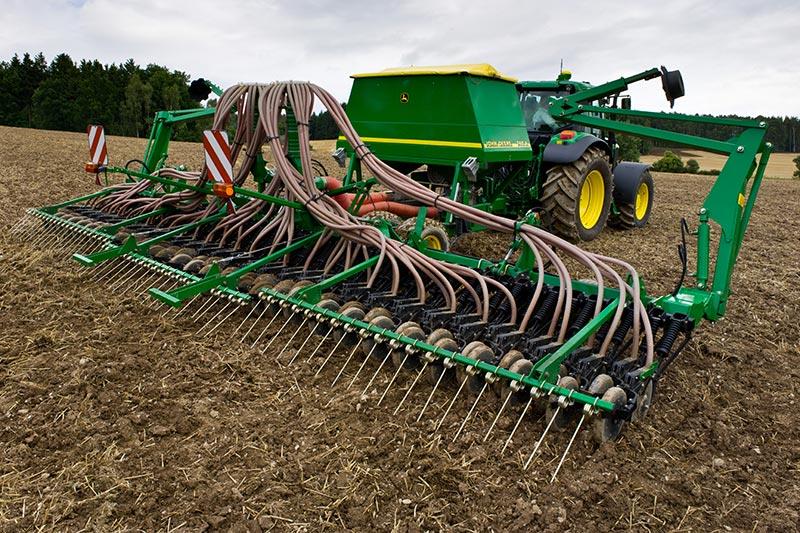 pěstování ochranných plodin cultivation of protective crops plodiny, které mají funkci ve zpevňování půdy svými kořeny crops,