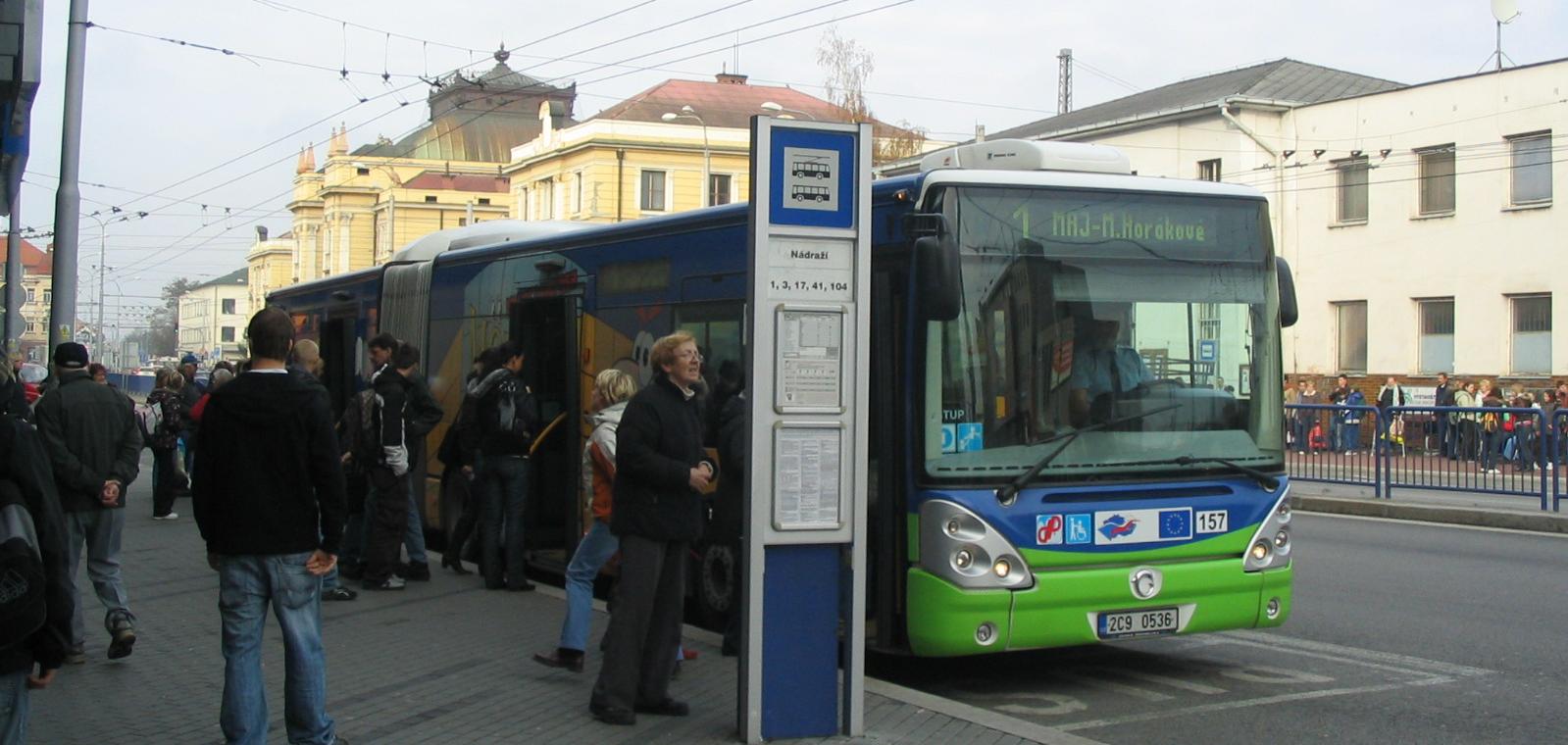 Smlouva o veřejných službách v přepravě cestujících - výzva pro hospodárné a kvalitní