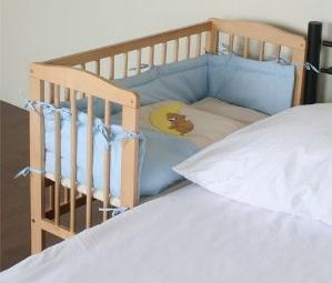 DESIGN OF BABY CRADLE Zvolené metody řešení analýza použití postýlek Identifikace problematických oblastí Spolupráce: Novorozenecké odd. Nemocnice MB Novorozenecké odd.