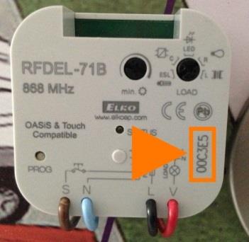 Panel Devices slouží pro přidání RF prvků do elan-rf-003. Tlačítko (+) - přidat nový RF prvek: 1. Product Type vyberete RF prvek 2.