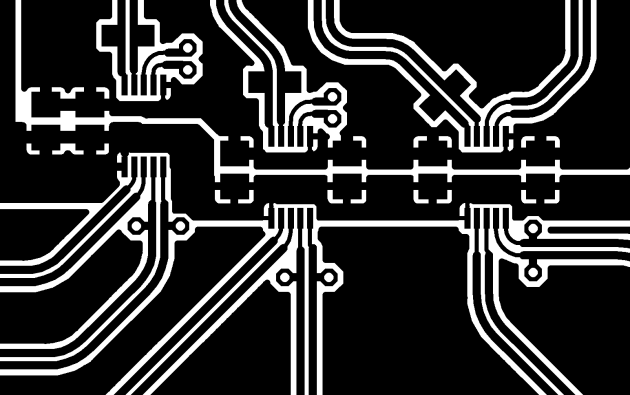 36 FEKT Vysokého učení technického v Brně velikosti potenciálů obou vodičů. Rozdíl jejich potenciálů, který je nositelem informace, ale zůstane zachován.