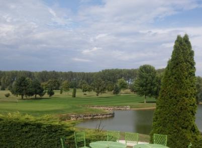 Greenfield Hotel Golf **** nalezneme ve městě Bük na západě Maďarska. Tento region je proslulý svými léčivými prameny.