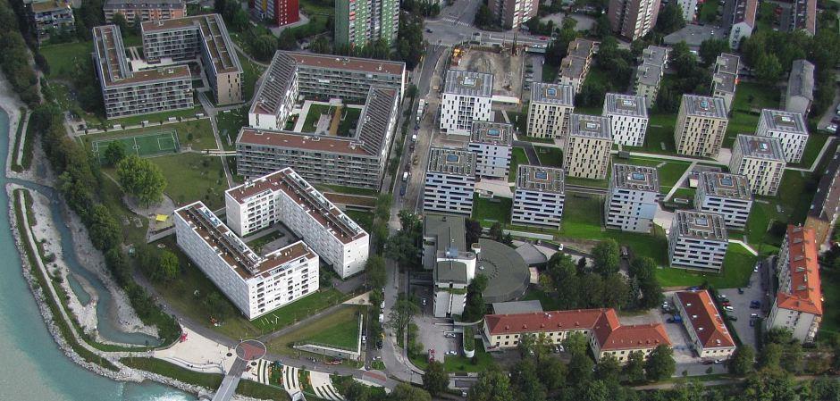 Energie na přípravu teplé vody v pasivním bytovém komplexu Lodenareal - Innsbruck