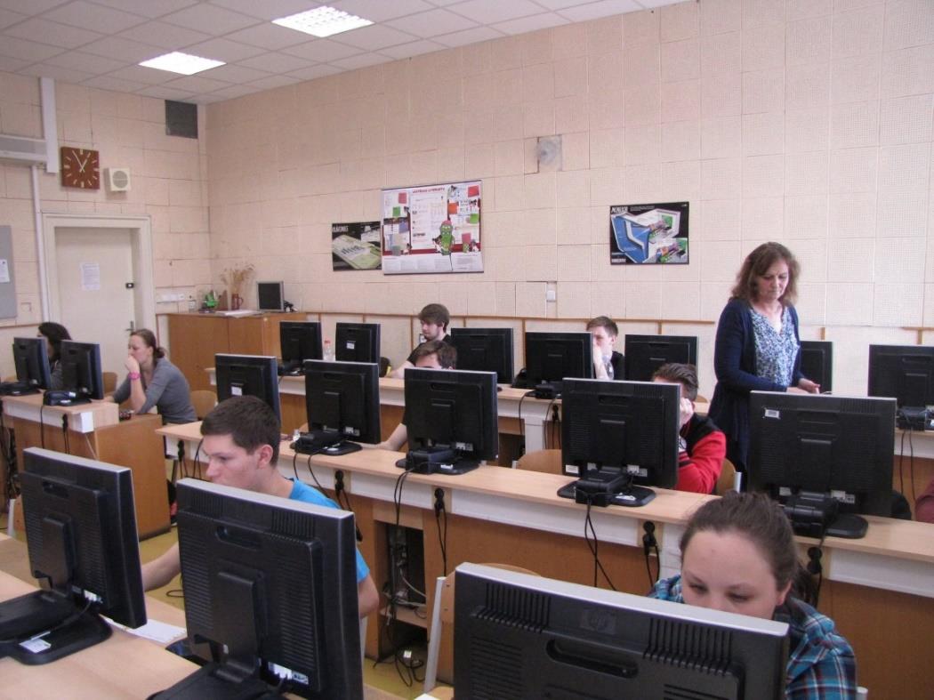 V oblasti komunikace od září 2015 přechází škola v prostředí nového Intranetu, v rámci služeb Office 365 do ostrého provozu.