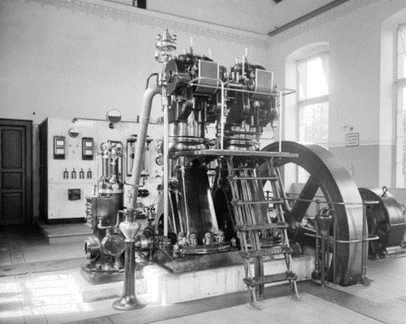 Historie vzniku elektrizačních soustav v ČR Příležitostí k dalšímu zavedení elektrické energie pro pohon dopravního prostředku se stala Zemská jubilejní výstava v roce 1891.