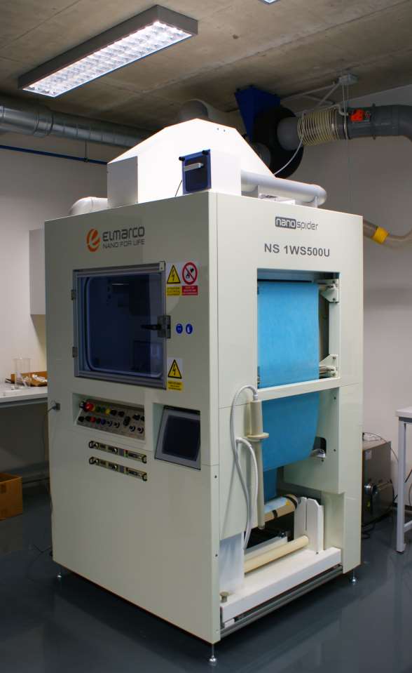 Ion Milling System SEM Mill 1060 - Quorum Q150R ES NS Line 1WS500U v elektrodami.