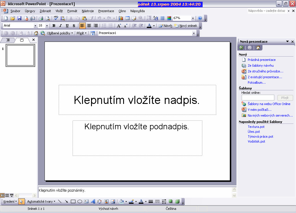 Součástí rozložení úvodního snímku jsou dvě textová pole pro vložení textu nadpisu a podnadpisu snímku. Pro aplikaci PowerPoint (na rozdíl od např.