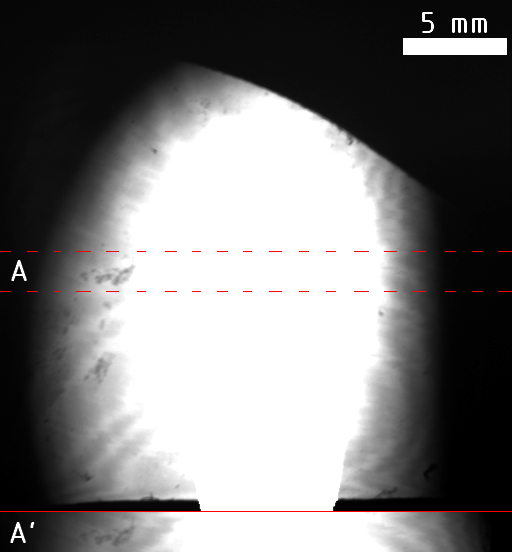 6. ÚPRAVY ZSF Obrázek 6.30: Úplné odstranění parazitního obrazu clonou, snímek je přesvětlen pro zvýraznění.