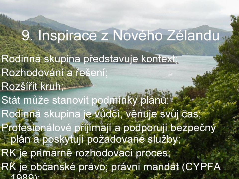 věnuje svůj čas; Profesionálové přijímají a podporují bezpečný plán a poskytují