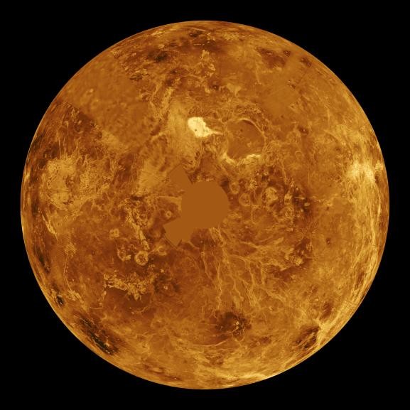 Superkritická kapalina v přírodě atmosféra Venuše je tvořena z 96,5 % CO2 a ze 3,5 % N2; při