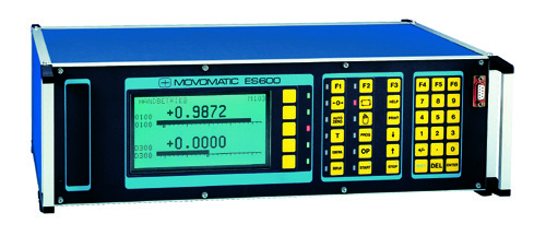 MOVOMATIC ES124 ES400 ES600 Mikroprocesorová vyhodnocovací jednotka pro řízení obráběcích procesů ES124 ES124 se používá spolu s měřicími hlavicemi Movomatic a poskytuje výstupní informace stroje pro