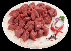 Přidáme máslo, vývar, cukr s citronovou šťávou a kůrou a přivedeme k varu. Přidáme nasekané lístky šalvěje. Steaky páváme s citronovou omáčkou. Tip: Díky šalvěji se masové pokrmy lépe stráví.