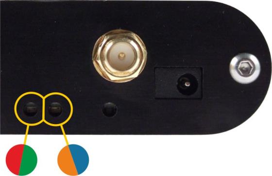 PAPAGO 2TH INDIKACE Dvě kontrolky v Ethernetovém konektoru: Žlutá LINK: Svítí, když je zařízení připojené kabelem ke switchi nebo PC. Zelená ACT: Indikuje komunikaci přes Ethernet.
