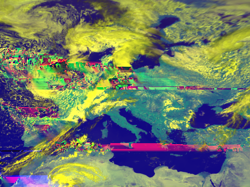 Interpretace a vizualizace spektrálních kanálů a) IR_016, VIS008, VIS006 Obrázek 3.3.: Moře Pouště Obrázek 3.4.: b) VIS008, VIS006, IR_108 Možnosti kombinací kanálů pro pseudobarevné zobrazení.