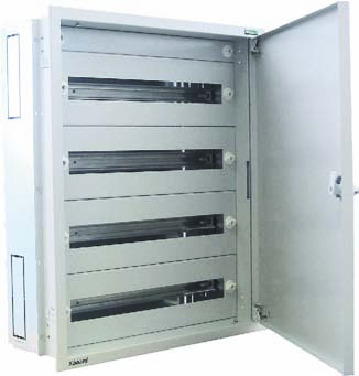 91095 Instalační rozváděčové skříně BP-C Kompletní rozváděčové skříně pro montáž na omítku nebo pod omítku Stupeň krytí IP30