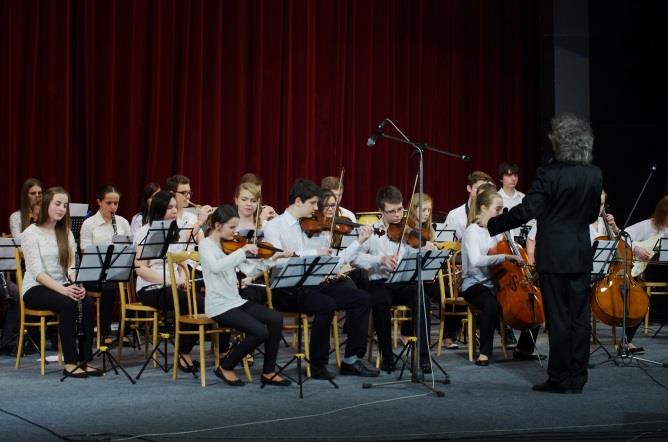 Národní soutěže Soutěž, nástroj: Prague Junior Note, klavír umístění: 1 x ČU XXV. celostátní soutěž Dětských pěveckých sborů 2 x 1.