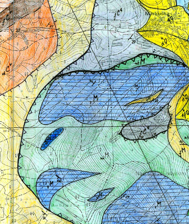 POŽADAVKY NA MAPOVÉ VRSTVY CO MUSÍME PŘI JEJICH VYTVÁŘENÍ ZAJISTIT: 4) Linie geologických rozhraní, u kterých je významná jejich orientace musí být kresleny ve správném směru (vždy stejně ke smyslu