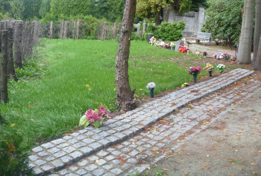 Zhotovení žulové odkládací plochy na hřbitově Náklady: 14.127 Kč vč.