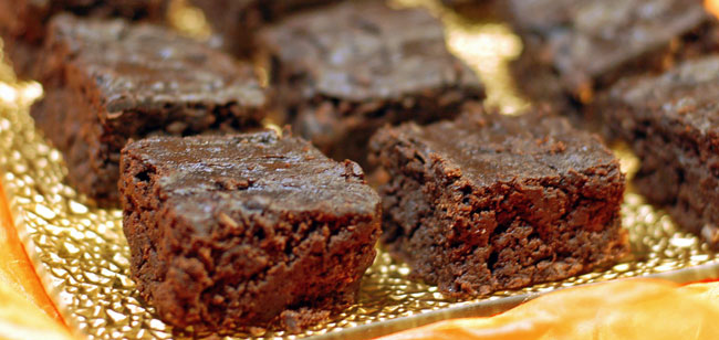 6. Brownies Niečo na úvod: V tomto recepte budete márne hľadať múku. Nájdete v ňom však trošku nezvyčajnú ingredienciu- fazuľu.