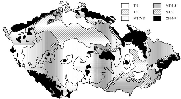 Kap. 2: Přehled klasifikací klimatu 19 B. Klasifikace klimatu E. Quitta (1971) Quittova klasifikace podnebí je nejpoužívanější v ČR a SR. Oproti Köppen-Geigerově vznikala pro regionální, resp.